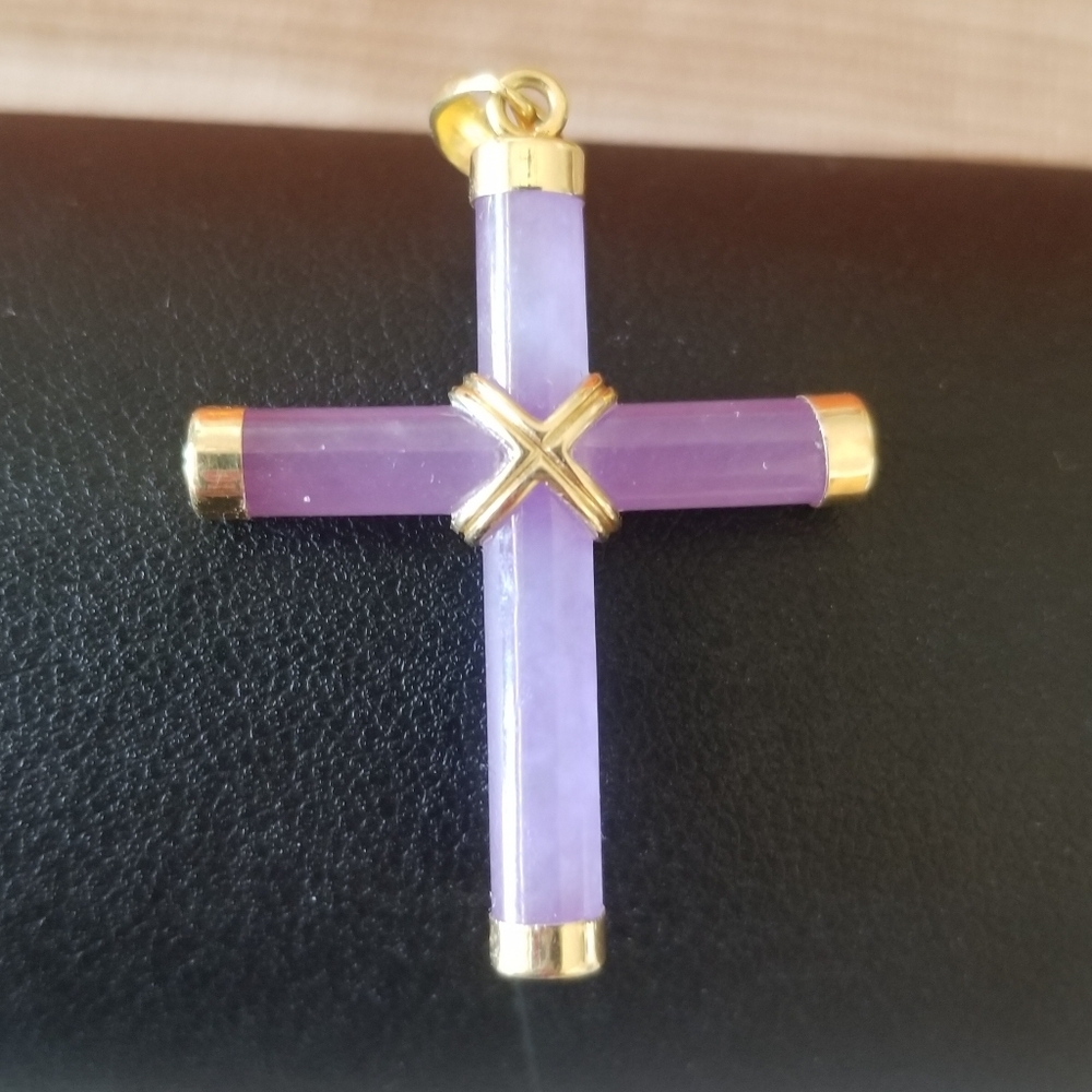 10K Gold Jade Cross Pendant